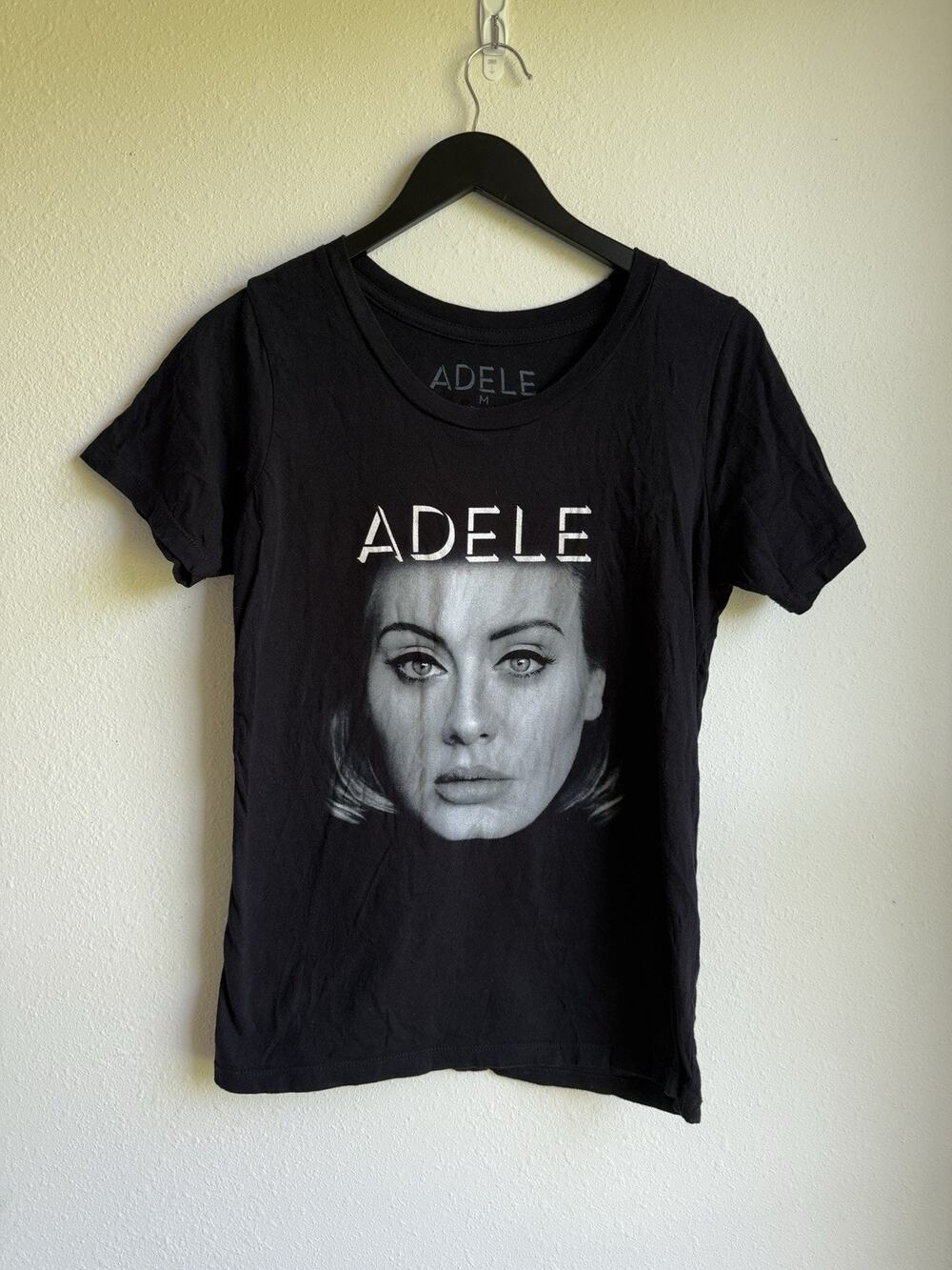 Adele Women's T-Shirt Medium Black 2016 Tour Concert Locations